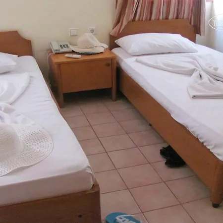 Otel Konar 4*
