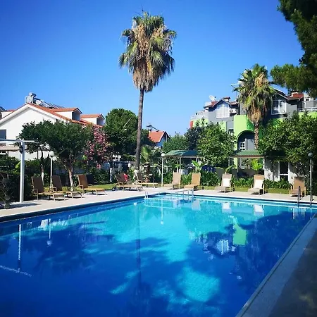 Hotel Konar 4*